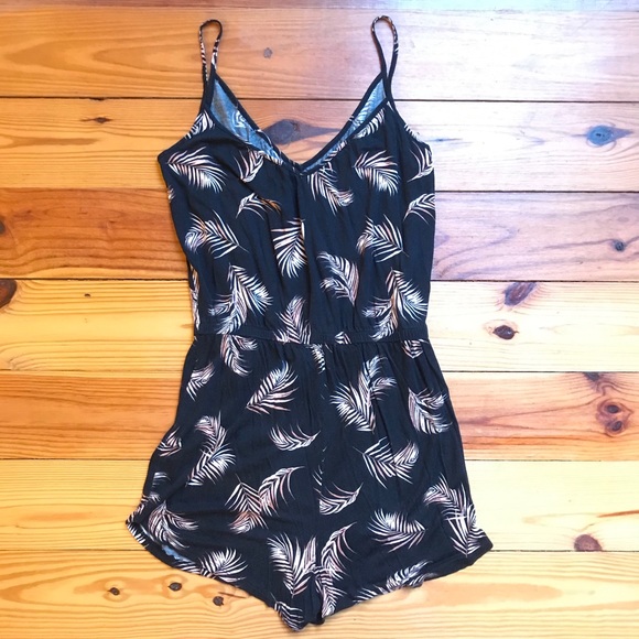 H&M Black Pink Feather Romper, GUC, S - Picture 10 of 11